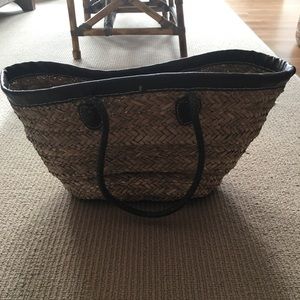 Straw beach bag